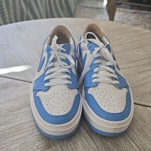 Nike Air Jordan 1 UNC Low Elevate